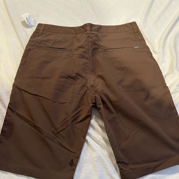 Volcom shorts size 33 NWT - Picture 3 of 5